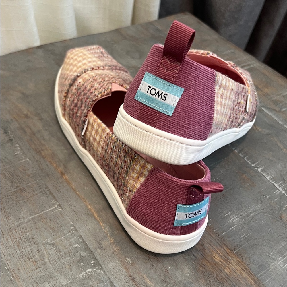 Tom’s Plaid Slip-On Women's Shoes